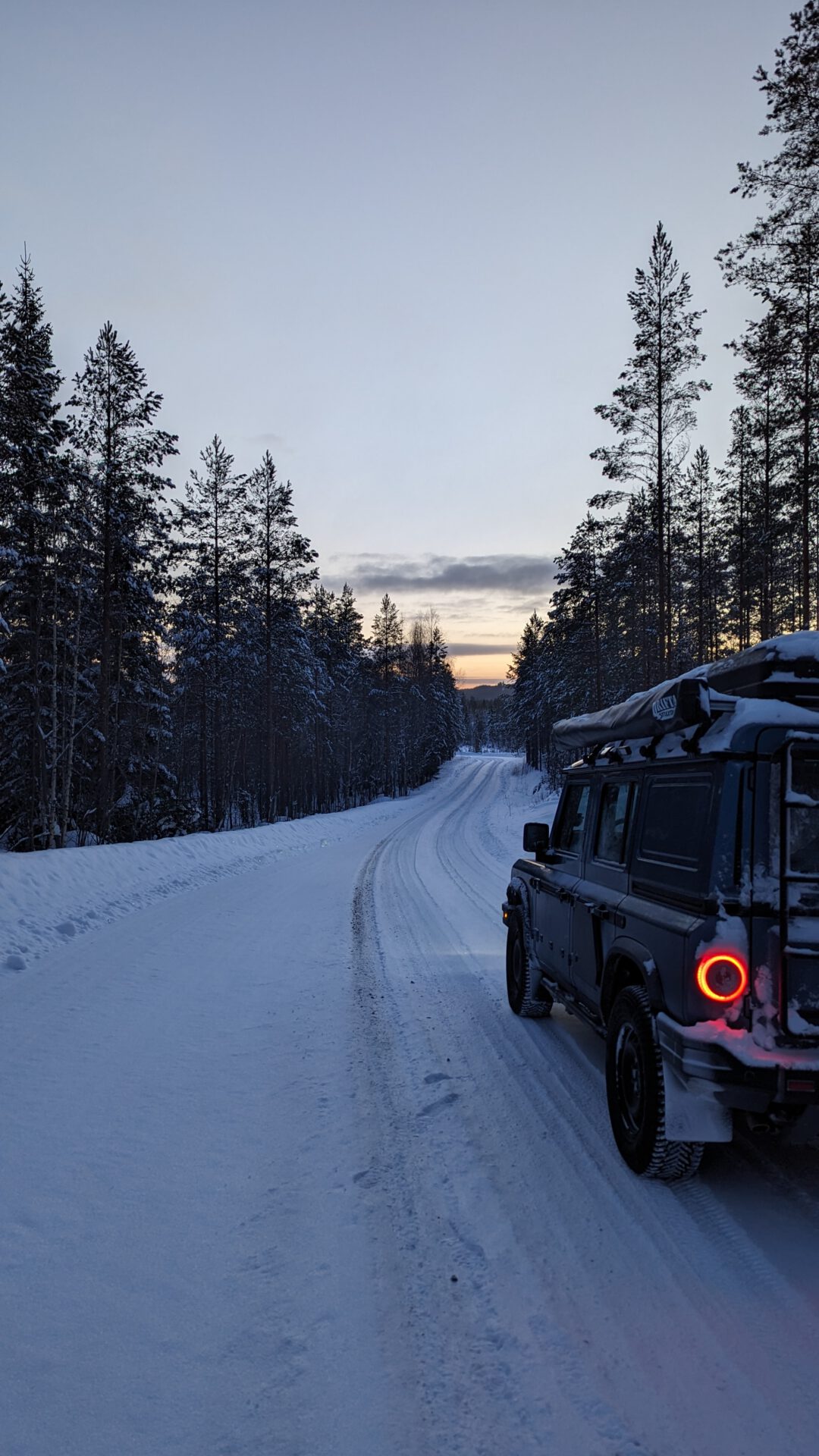 Grenadier with ikamper rooftop tent in snow